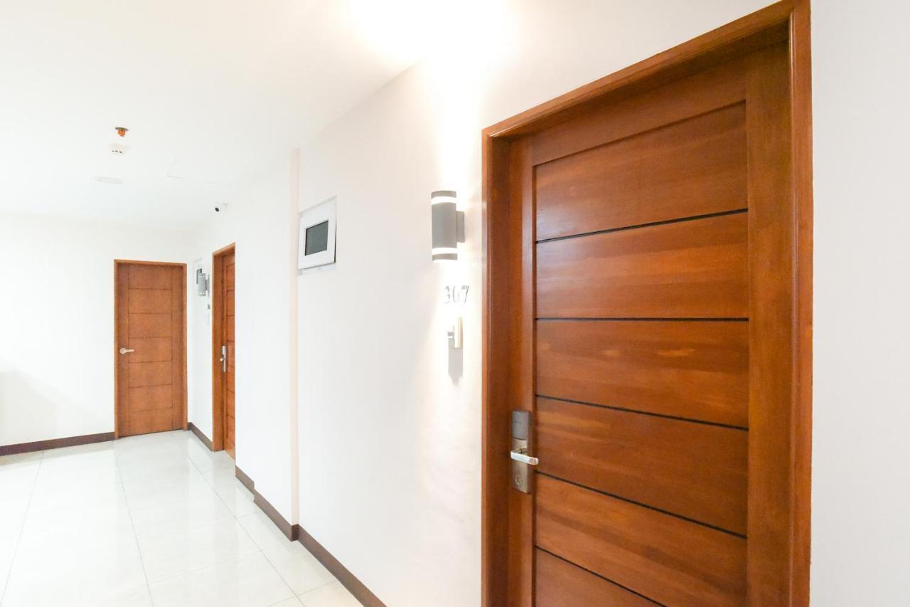 Hotel Merlo Makati City Exterior photo