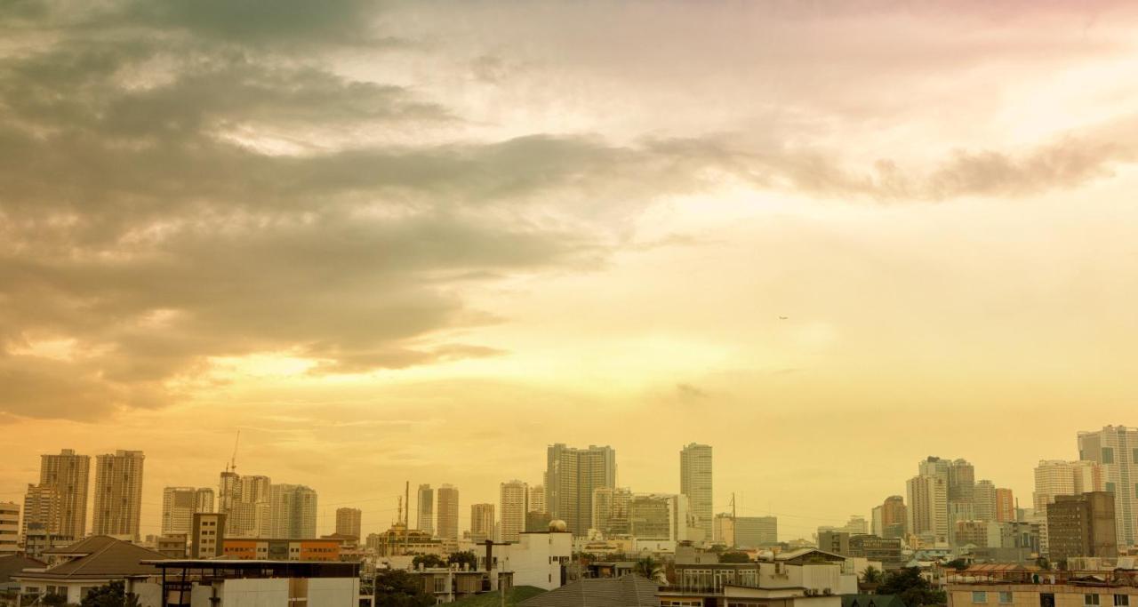 Hotel Merlo Makati City Exterior photo